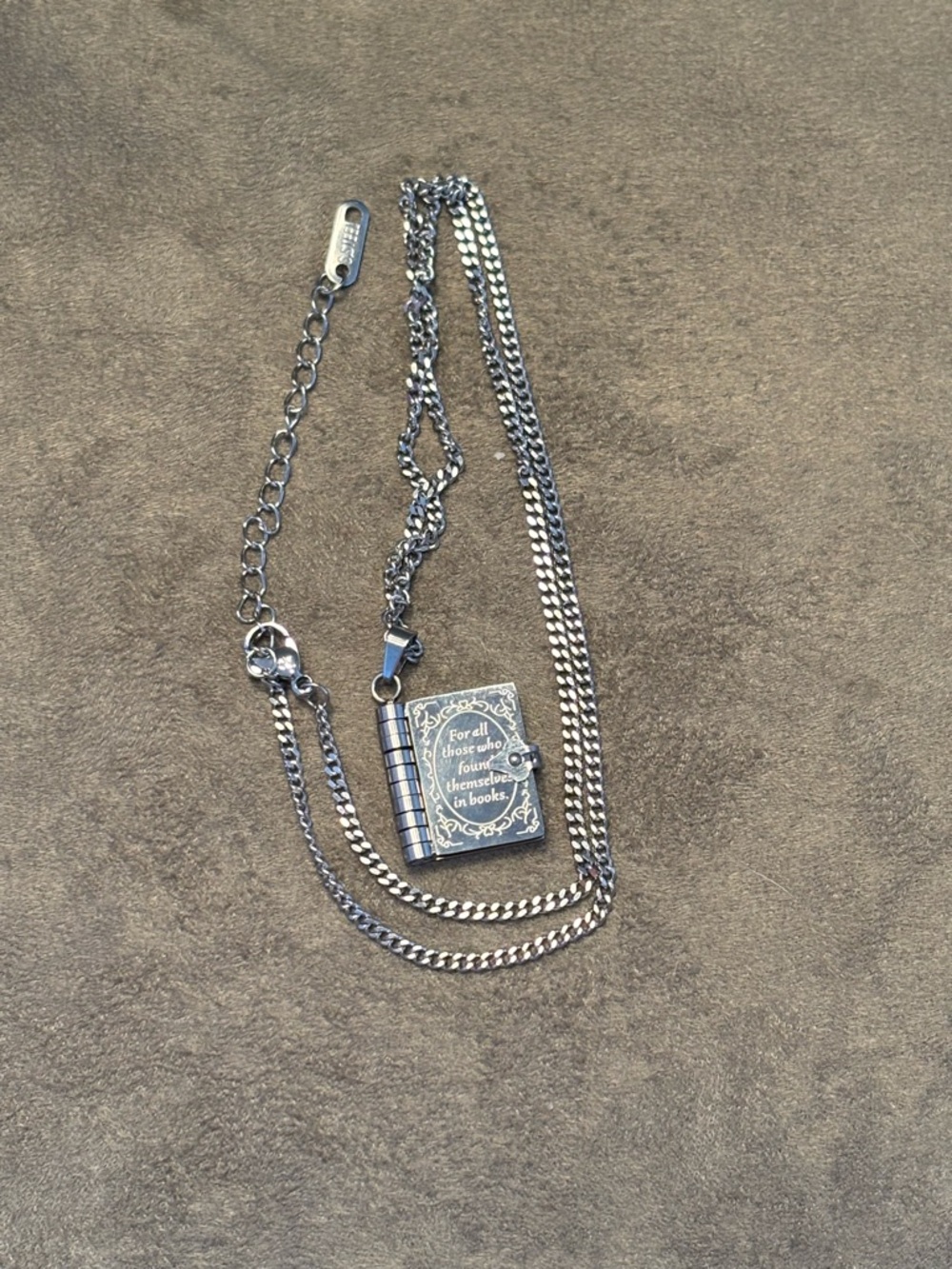 Inspirational Necklace + Mini Book “FOR ALL THOSE WHO FOUND THEMSELVES IN BOOKS” - Picture 16 of 16